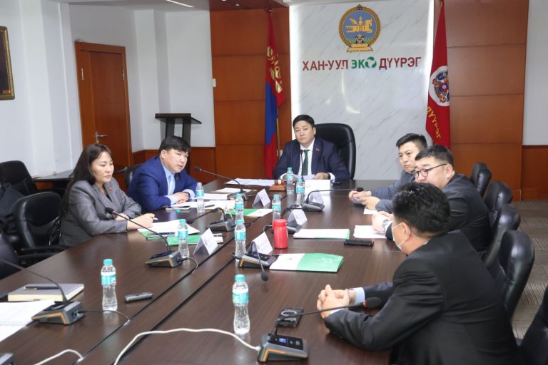 Хан-Уул дүүргийн иргэдийн Төлөөлөгчдийн Хурлын Зөвлөл хуралдав