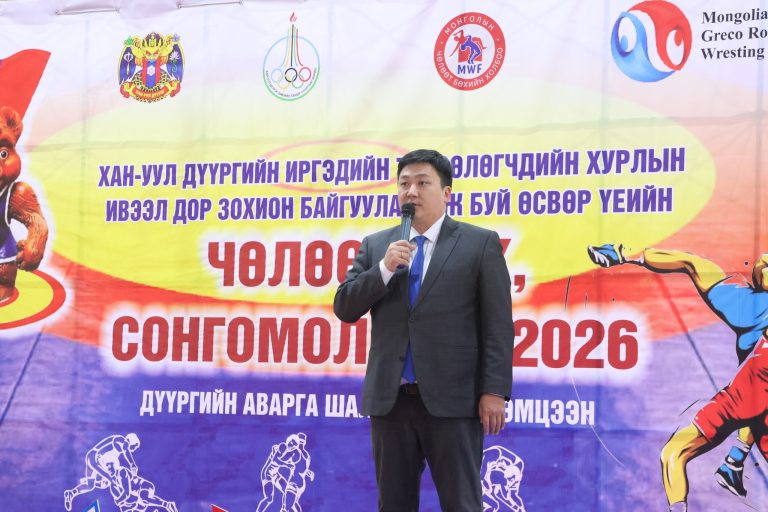 Хан-Уул дүүргийн өсвөр үеийн чөлөөт бөх, сонгомол бөхийн тэмцээн зохион байгуулагдаж байна